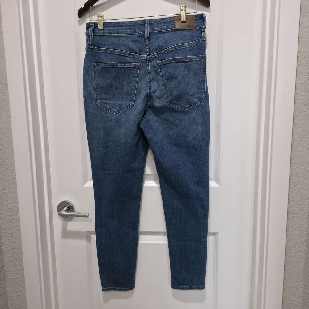 Madewell curvy high-rise skinny crop blue jeans - Picture 2 of 6